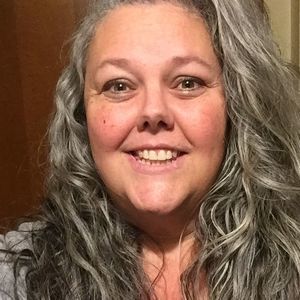 Meet your Posher, Traci